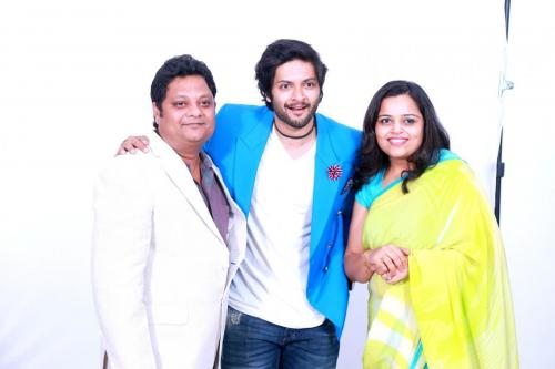 CELEBRITIES AT TECHNO